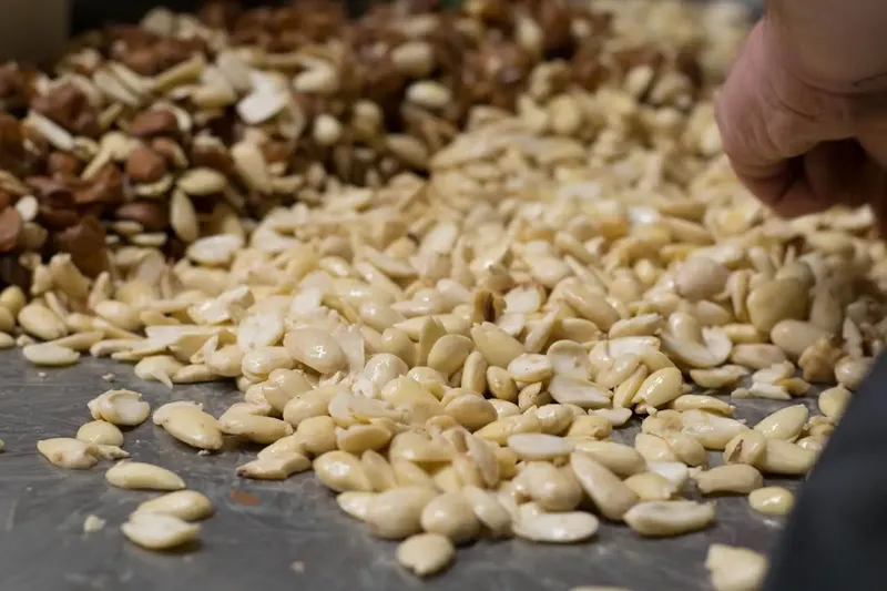 Almonds and natural ingredients